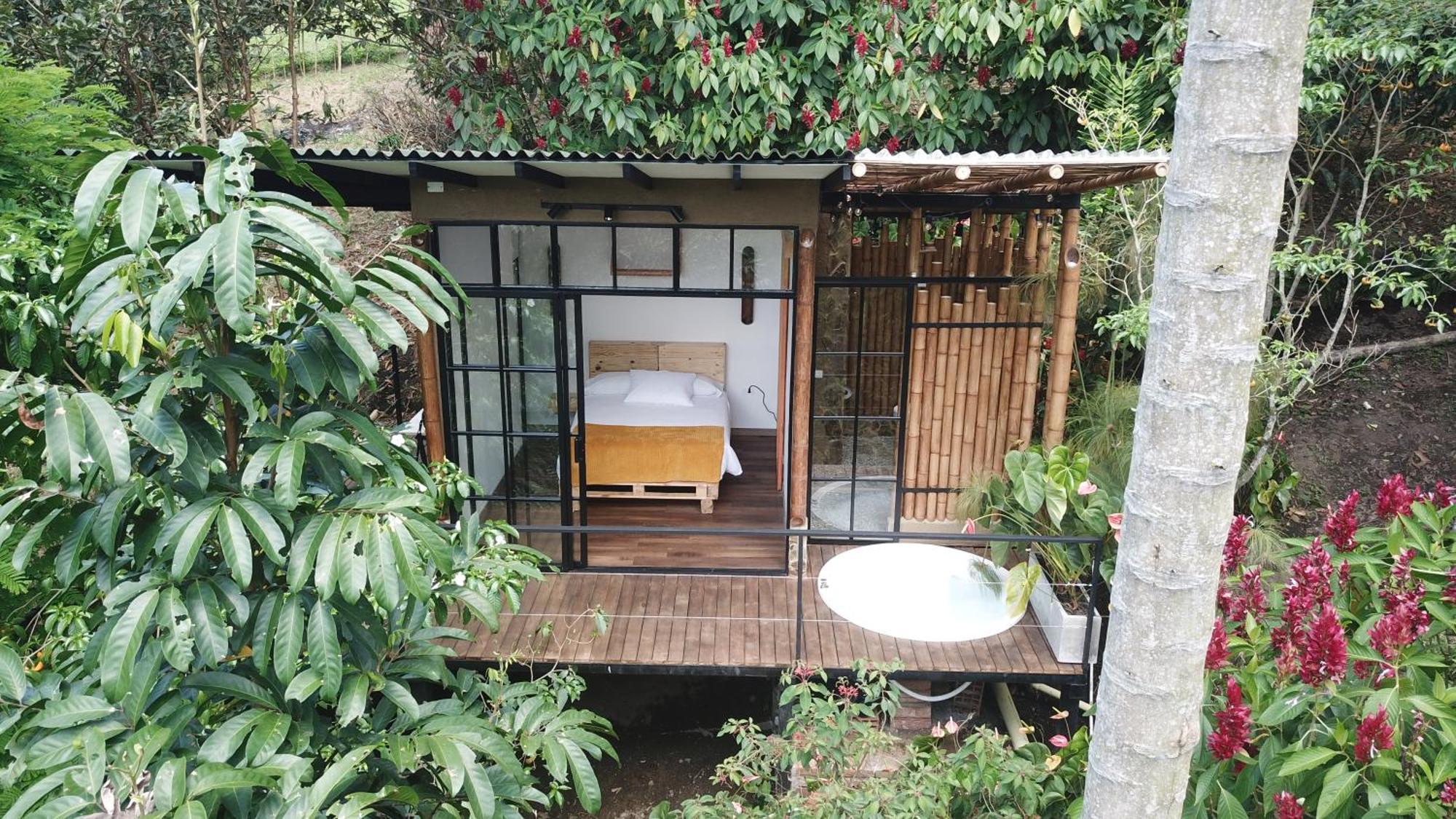 Ecohotel Alma Calarcá Exteriör bild
